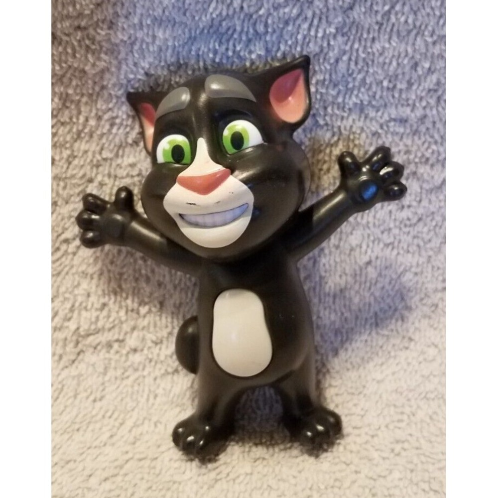 2016 McDonalds Talking Tom Toy Superstar Black‎ Cat  (non-talking)